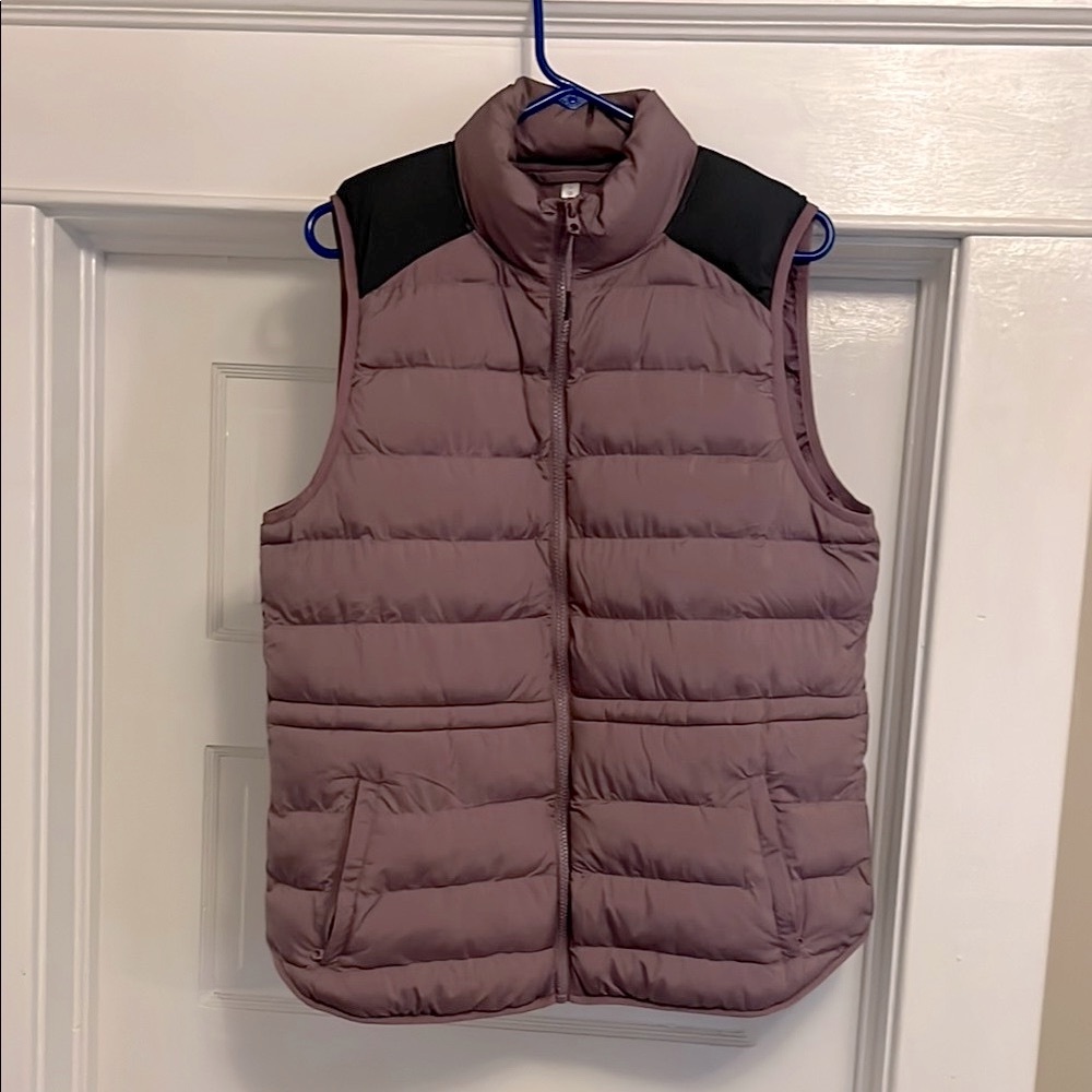 Women's Puffer Vest - Mauve and Black